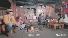 春节将至,年味渐浓,重庆开启火锅年欢节,烫麻辣火锅迎红火年