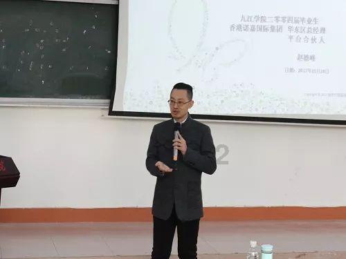 博物馆小偷