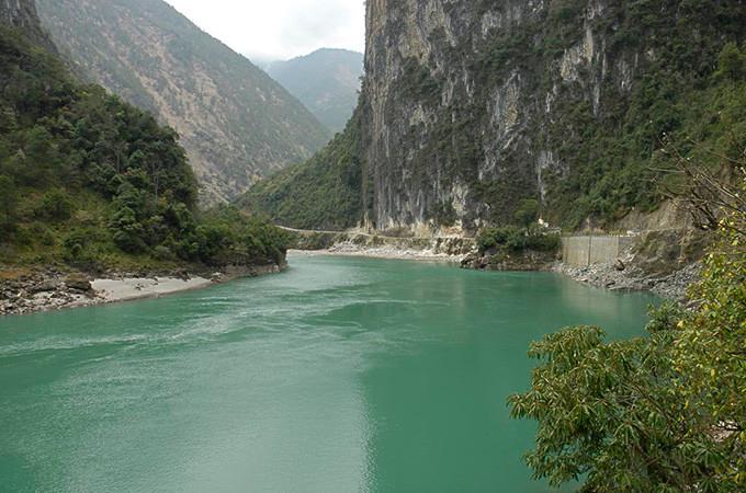 虫虫助手下载