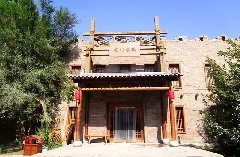 小猫钓鱼游戏龙王版有船
